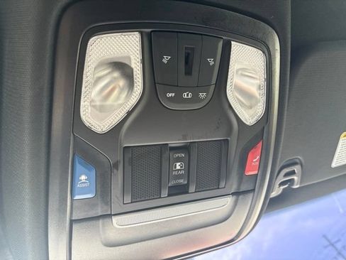 Used 2023 RAM 1500 Big Horn AWD/4WD image 34