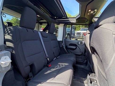 Used 2021 Jeep Wrangler Unlimited Sport w/ Sun And Sound Package AWD/4WD image 36