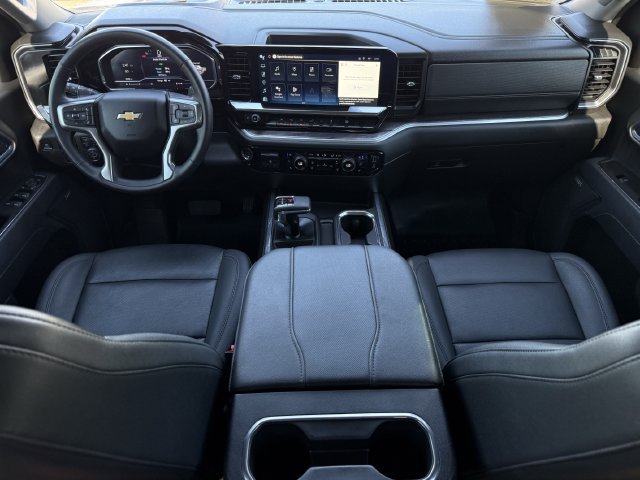 Certified 2025 Chevrolet Silverado 1500 LTZ AWD/4WD image 12