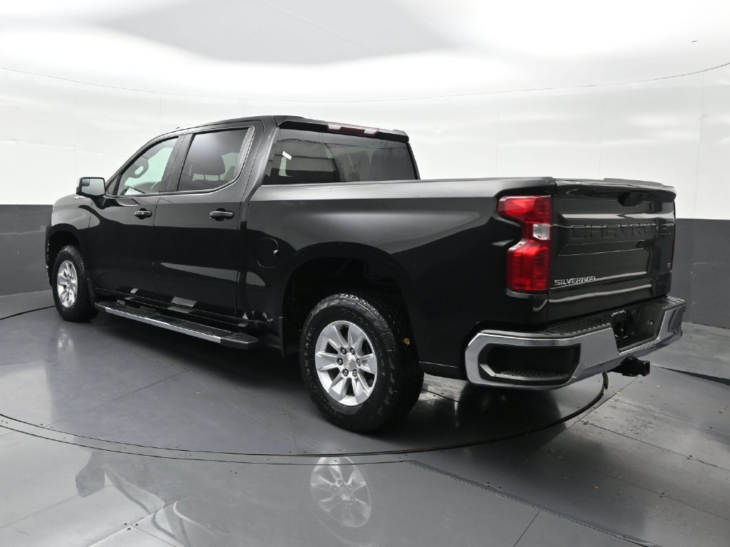 Used 2021 Chevrolet Silverado 1500 LT RWD image 3