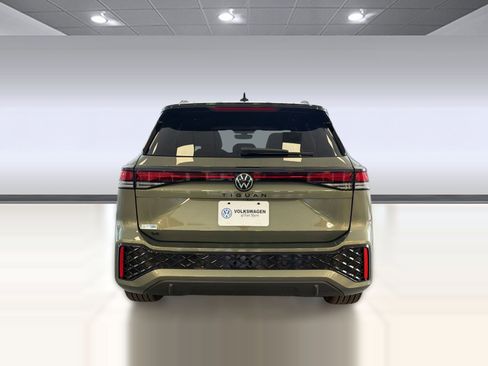 New 2026 Volkswagen Tiguan SE R-Line FWD image 10