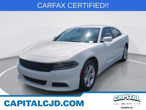 Used 2019 Dodge Charger SXT RWD image 1