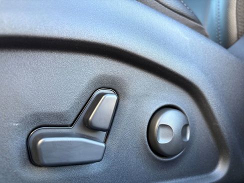 New 2026 Jeep Compass Limited image 12