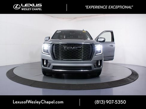 Used 2023 GMC Yukon Denali Ultimate AWD/4WD image 27