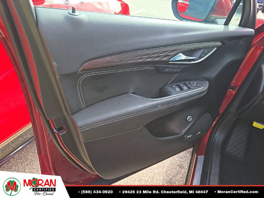 Used 2023 Buick Envision Avenir AWD/4WD image 9