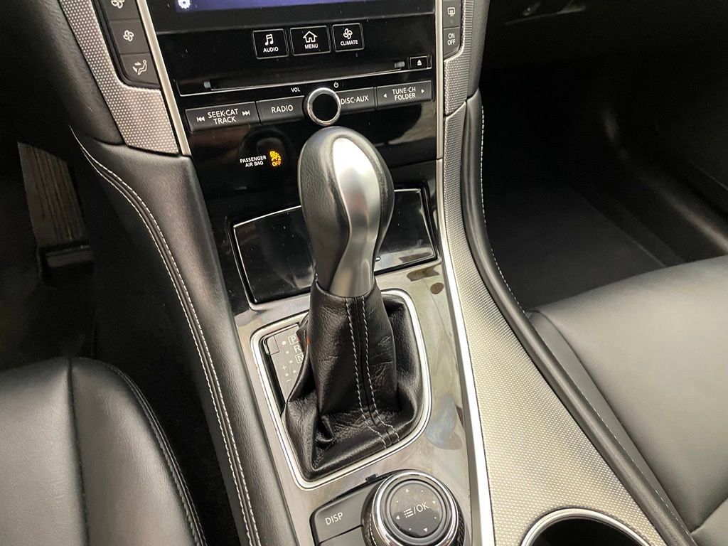 Used 2016 INFINITI Q50 Premium RWD image 19