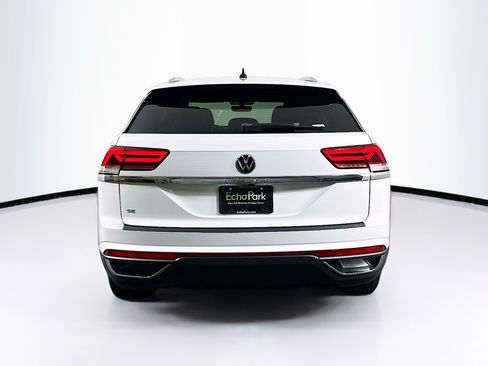 Used 2022 Volkswagen Atlas Cross Sport SE FWD image 7