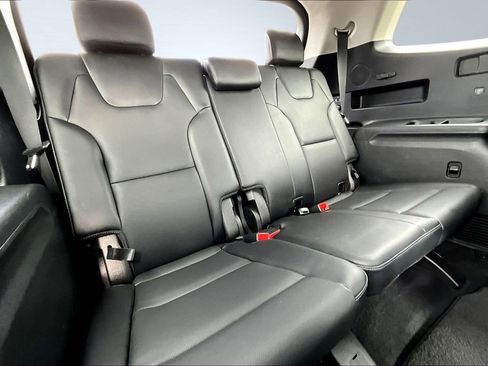 Used 2022 Kia Telluride SX w/ SX Prestige Package image 28