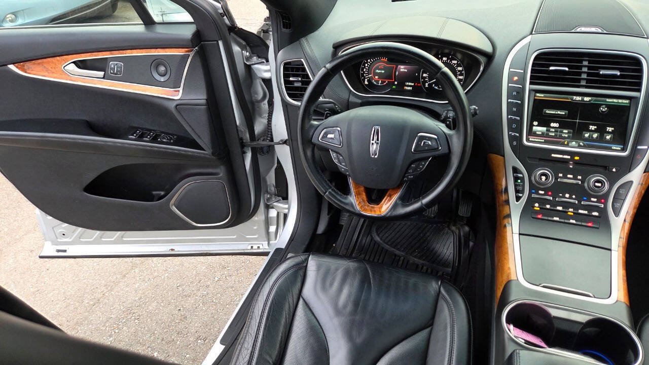 Used 2016 Lincoln MKX Select w/ Select Plus Package AWD/4WD image 36