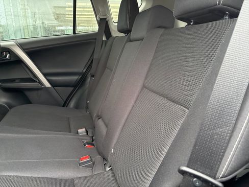 Used 2017 Toyota RAV4 XLE image 13