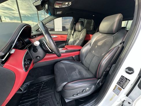 Used 2022 Genesis GV70 3.5T Sport w/ Sport Prestige Package image 18