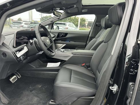 New 2025 Cadillac Optiq Sport 1 image 16
