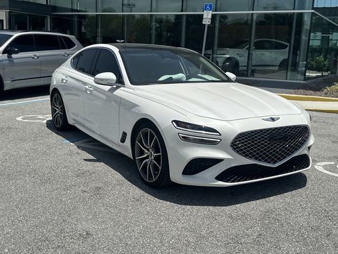 Certified 2022 Genesis G70 2.0T w/ Prestige Package RWD image 5