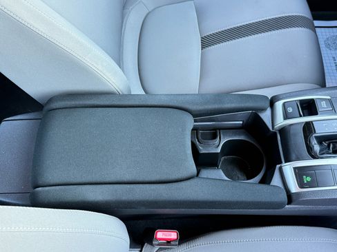 Used 2018 Honda Civic LX image 39