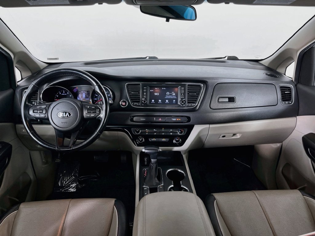 Used 2021 Kia Sedona EX FWD image 10