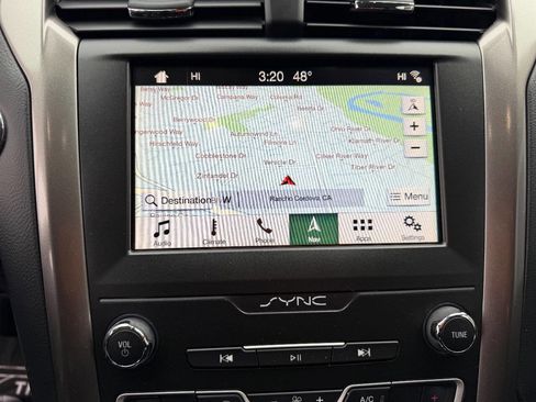 Used 2019 Ford Fusion SE image 17