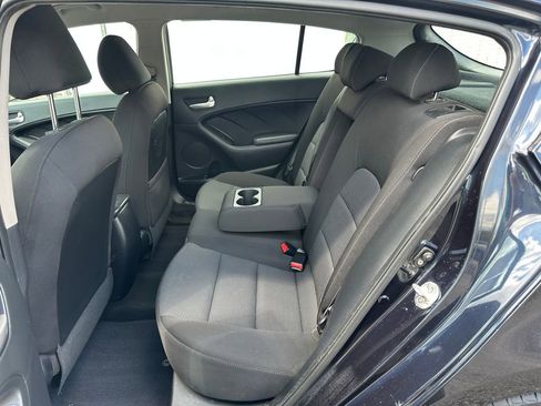 Used 2017 Kia Forte LX FWD image 21