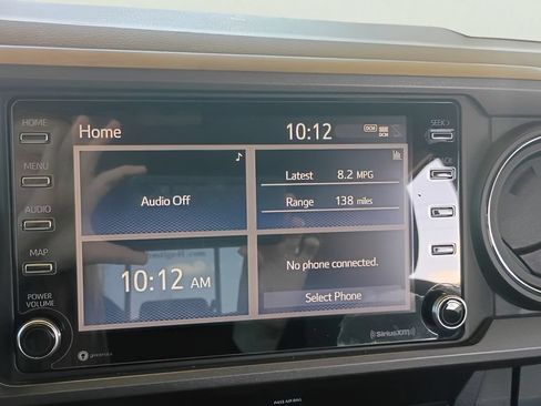 Used 2020 Toyota Tacoma TRD Off-Road w/ Technology Package RWD image 17