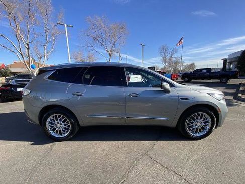Used 2023 Buick Enclave Avenir w/ Avenir Technology Package image 2