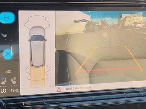 New 2026 Volkswagen Atlas SE image 12