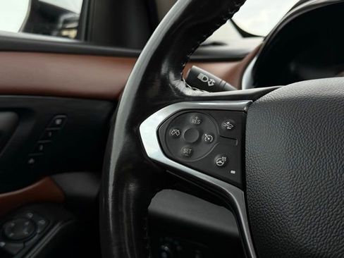 Used 2018 Chevrolet Traverse High Country image 12