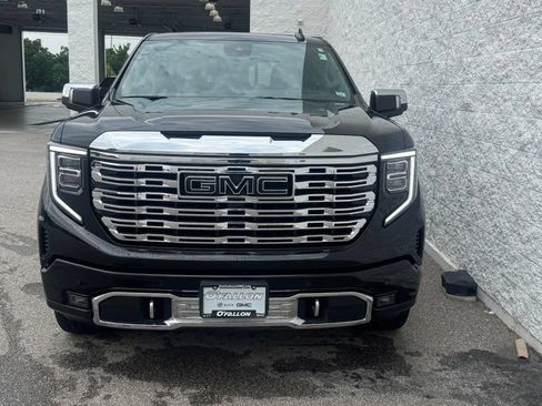 Used 2024 GMC Sierra 1500 Denali w/ Denali Reserve Package AWD/4WD image 8
