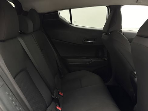 Used 2021 Toyota C-HR LE FWD image 29