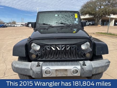 Used 2015 Jeep Wrangler Unlimited Sahara w/ Connectivity Group image 2