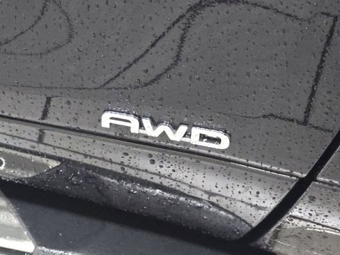 Used 2022 Toyota Highlander Limited image 21