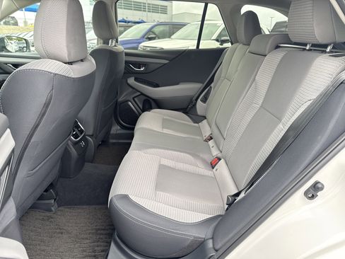 Used 2024 Subaru Outback Premium AWD/4WD image 26