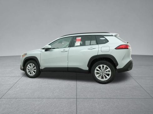 Used 2022 Toyota Corolla Cross LE w/ Moonroof Package FWD image 23