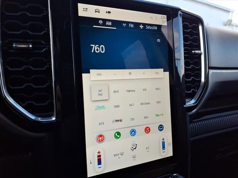 Used 2024 Ford Ranger XLT w/ Trailer Tow Package image 42