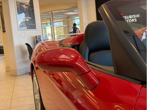 Used 2005 Chevrolet Corvette Convertible w/ Preferred Equipment Group RWD image 35