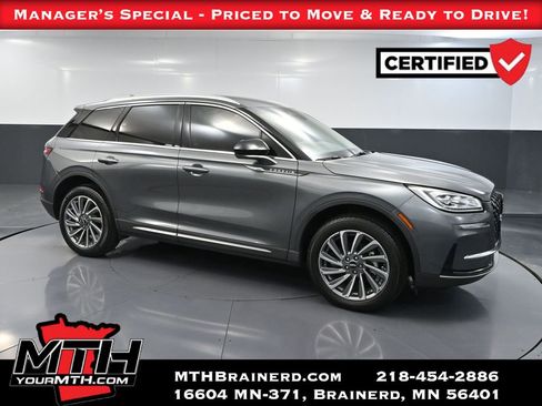 Used 2024 Lincoln Corsair Reserve w/ Towing Package image 1