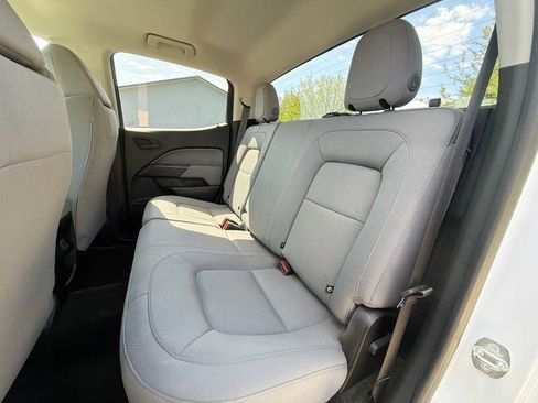 Used 2017 GMC Canyon 2WD Crew Cab w/ Convenience Package image 16