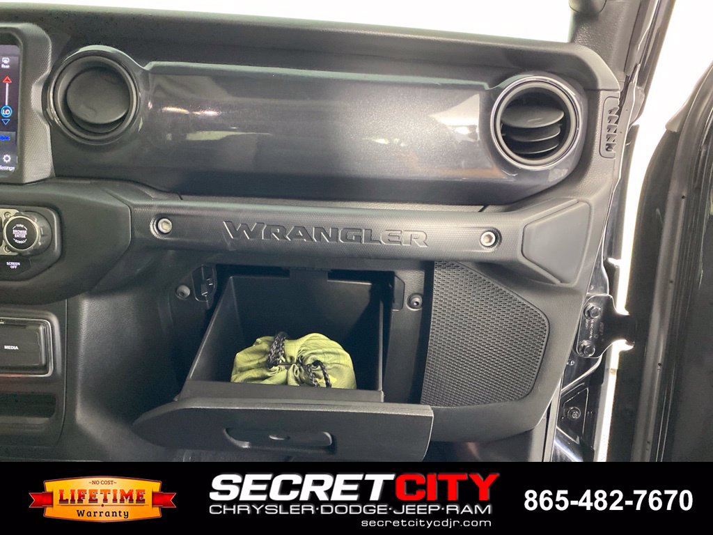 Used 2021 Jeep Wrangler Unlimited Sport AWD/4WD image 32