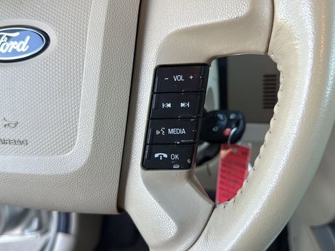 Used 2012 Ford Escape XLT image 22