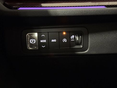 Used 2026 Chevrolet Traverse RS w/ LPO, Floor Liner Package AWD/4WD image 19