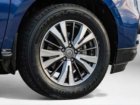 Used 2020 Nissan Pathfinder S image 65