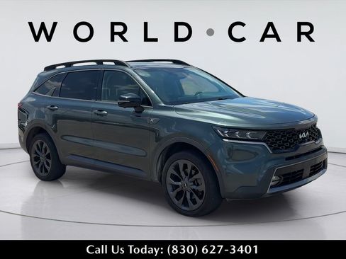 Used 2022 Kia Sorento SX Prestige w/ Rust Color Package AWD/4WD image 2