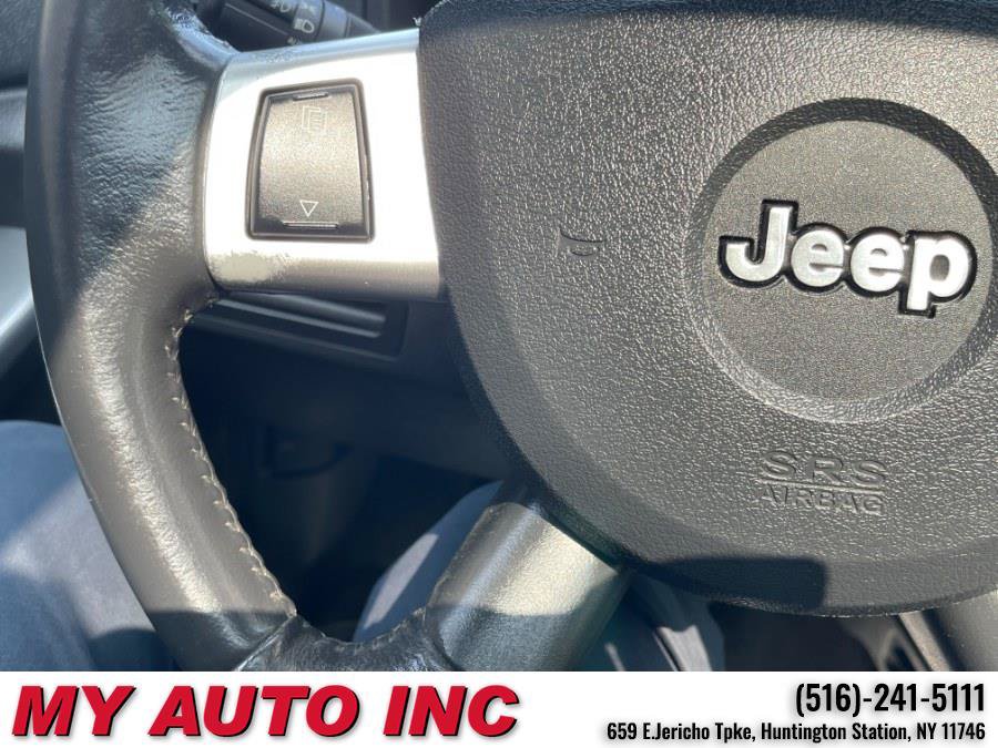 Used 2010 Jeep Grand Cherokee Laredo AWD/4WD image 21