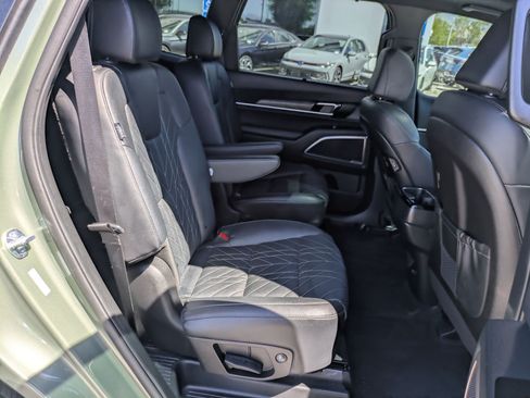 Used 2025 Kia Telluride EX X-Line AWD/4WD image 32