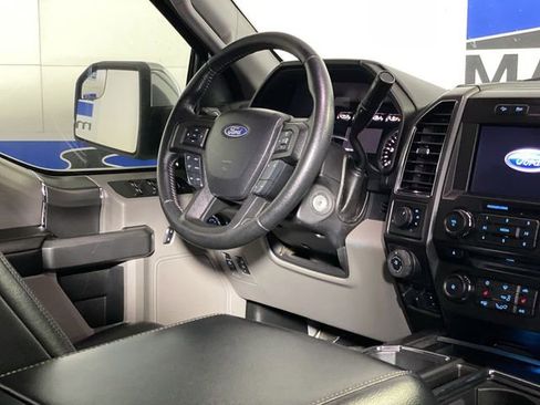 Used 2018 Ford F150 XLT w/ Equipment Group 302A Luxury image 10