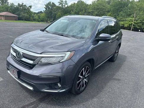 Used 2021 Honda Pilot Touring image 3