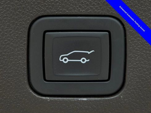 Used 2024 Cadillac Escalade ESV Sport w/ Touring Package image 28