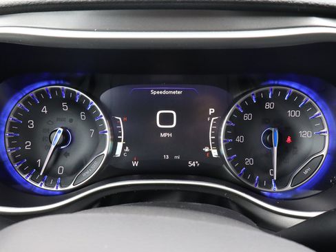 New 2026 Chrysler Pacifica Select image 31