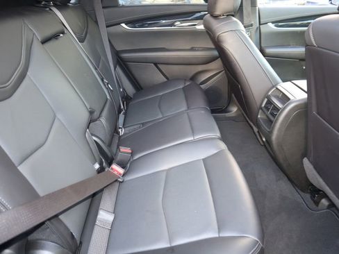 Used 2025 Cadillac XT5 Premium Luxury image 29