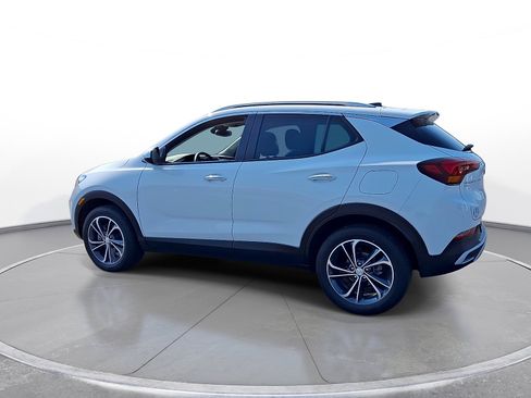 Used 2023 Buick Encore GX Select AWD/4WD image 5