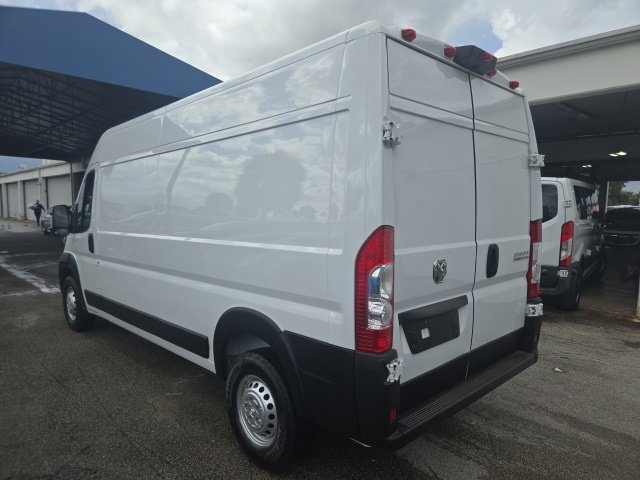 Used 2023 RAM ProMaster 2500 FWD image 6