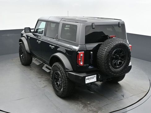 Used 2023 Ford Bronco Wildtrak image 34